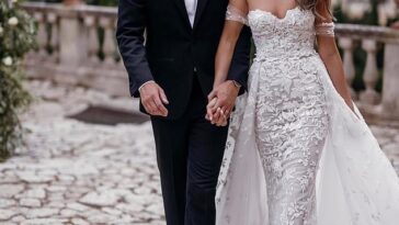 Romántico: Ryan Mason y Rachel Peters se casaron en una impresionante ceremonia de boda el viernes en Mallorca