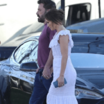 Jennifer Lopez tuvo una cita con Ben Affleck en un vestido de verano