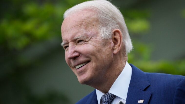 Joe Biden habla sobre el plan para luchar contra la decisión del aborto e insta a los votantes a centrarse en la política de armas