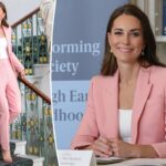 Kate Middleton está guapa con un traje pantalón rosa pastel