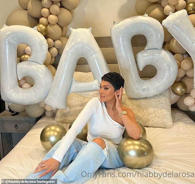 esperando!  Abby De La Rosa recurrió a Instagram para anunciar que está embarazada por segunda vez, pero no reveló quién fue el padre del niño.