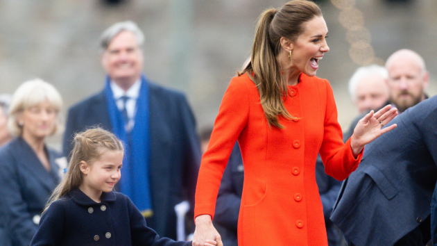 La princesa Charlotte usó esta camiseta de £ 17 para el Platinum Jubilee, y todavía está disponible