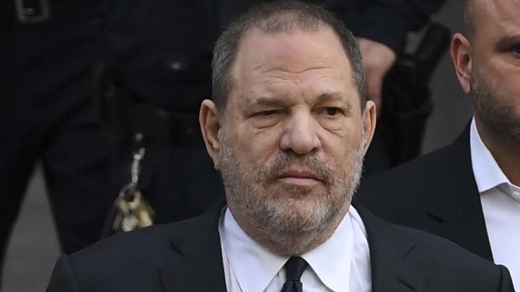 La sentencia de 23 años de prisión de Harvey Weinstein es confirmada en apelación