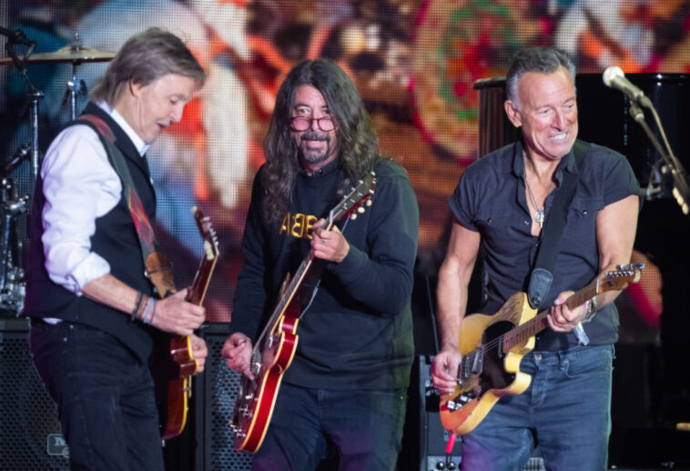 GLASTONBURY, ENGLAND - JUNE 25:  Paul McCartney performs with Bruce Springsteen and Dave Grohl as he headlines the Pyramid Stage during day four of Glastonbury Festival at Worthy Farm, Pilton on June 25, 2022 in Glastonbury, England. (Photo by Samir Hussein/WireImage)