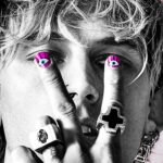 Mira el tráiler del nuevo documental de Machine Gun Kelly 'Life In Pink'