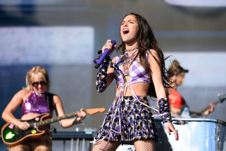 GLASTONBURY, ENGLAND - JUNE 25: Olivia Rodrigo performs on the Other Stage during day four of Glastonbury Festival at Worthy Farm, Pilton on June 25, 2022 in Glastonbury, England. (Photo by Matthew Baker/Redferns)