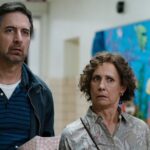 Ray Romano y Laurie Metcalf en 'Somewhere in Queens': Crítica de cine |  Tribeca 2022