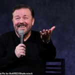 Back to stand up: Ricky Gervais se niega a reinar en sus famosas y controvertidas rutinas de stand up, bromeando sobre su última gira mientras hacía una vista previa del material el miércoles por la noche.