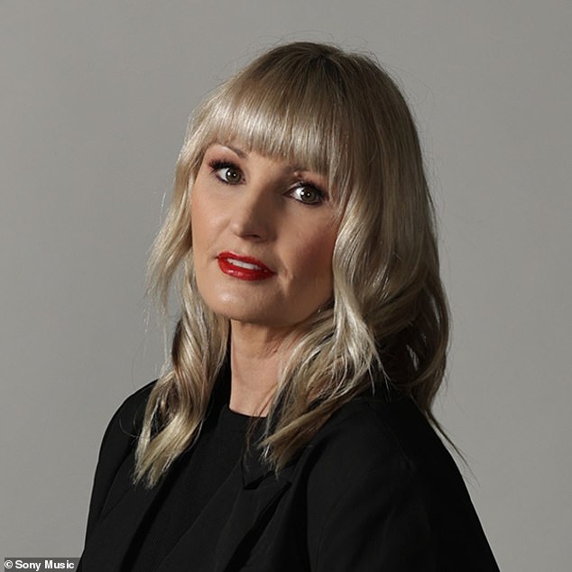 Sony Music Australia y Nueva Zelanda finalmente nombró a su nueva directora ejecutiva, Vanessa Picken (en la foto), un año después de la controvertida partida de Denis Handlin en medio de acusaciones de mala conducta en el lugar de trabajo.