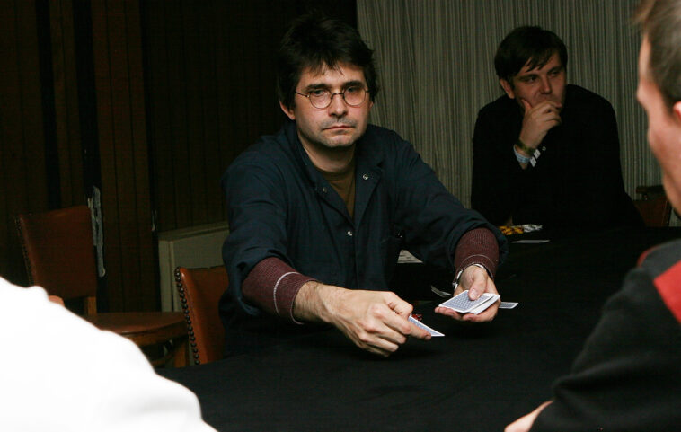 Steve Albini gana £160,000 en el torneo World Series of Poker