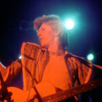 LOS ANGELES - 1973:  Musician David Bowie performs onstage during his "Ziggy Stardust" era in 1973 in Los Angeles, California. (Photo by Michael Ochs Archives/Getty Images)