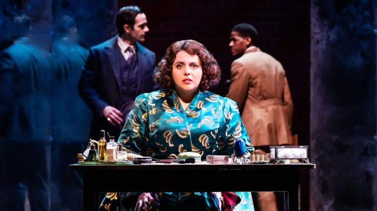 Beanie Feldstein deja la reposición de Broadway de 'Funny Girl' antes de lo esperado