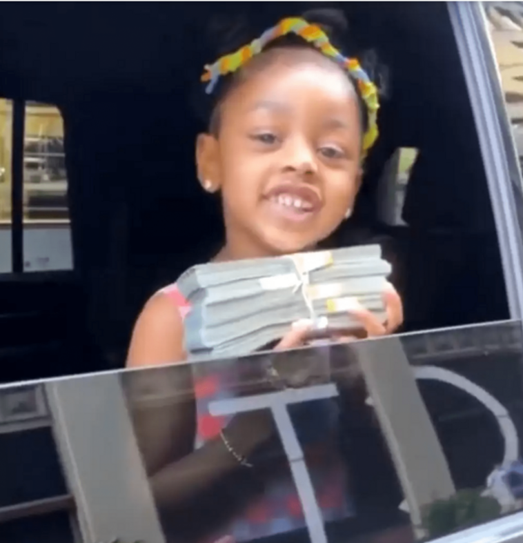 Cardi B y Offset le dieron a su hija Kulture $ 50,000 en efectivo con motivo del cumpleaños de su niña de cuatro años
