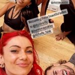 ¡Están de vuelta!  Dianne Buswell ha compartido el primer vistazo a los ensayos de Strictly Come Dancing de este año que comenzaron esta semana (en la foto con Michelle Tsiak, Lauren Oakley, Johannes Radebe y Graziano Di Prima)