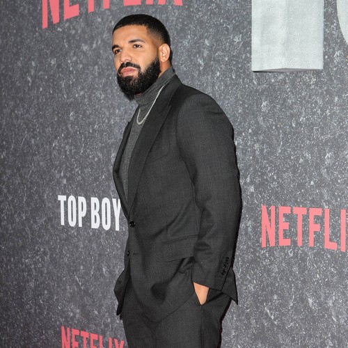 Drake responde a las críticas sobre vuelos cortos en jet privado
