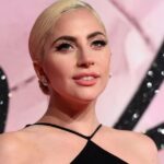 El body recortado de Lady Gaga parece haber sido cortado en pedazos