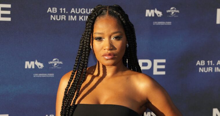 El vestido de Keke Palmer lleva la abertura del muslo a un extremo nuevo y embellecido