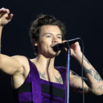 Harry Styles cancela concierto en Copenhague tras tiroteo masivo cerca del lugar