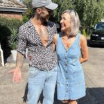 Divertido: Jake Quickenden ha compartido un clip cómico de su madre Lisa dándole consejos para su próxima despedida de soltero