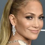 Jennifer Lopez Affleck posó desnuda para anunciar el cuerpo de J.Lo