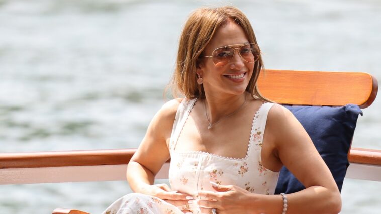 Jennifer Lopez nos enamora con su estilo de luna de miel