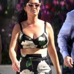 Impresionante: Katy Perry lucía radiante como siempre mientras filmaba un nuevo comercial de Dolce & Gabbana en Capri, Italia
