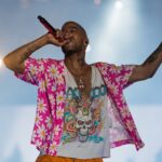 Kid Cudi sale del escenario en Rolling Loud después de que la multitud le arroja objetos