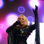 Kim Wilde promete disfraces 'estridentes y brillantes' en la gira