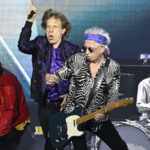 Mira a los Rolling Stones tocar 'No siempre puedes conseguir lo que quieres' con el coro ucraniano