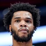 NBA Star Miles Bridges acusado de delito grave de violencia doméstica, abuso infantil