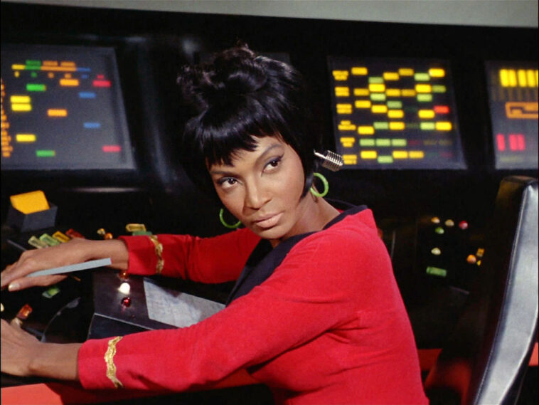 LOS ANGELES - JANUARY 19: Nichelle Nichols as Lt. Nyota Uhura in the STAR TREK: THE ORIGINAL SERIES episode, "Arena." Original air date January 19, 1967. Image is a screen grab. (Photo by CBS via Getty Images)