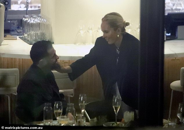 Caso de la ex!  Pip Edwards se reunió con su exnovio Cam Northway durante el fin de semana en su restaurante Loti de Melbourne.