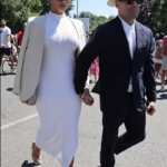 Rosie Huntington-Whiteley y Jason Statham llegaron al Reino Unido para un torneo de tenis para ver la final individual masculina