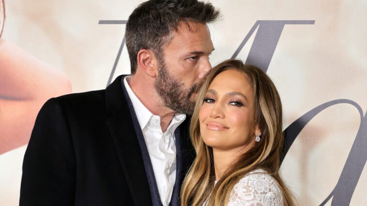 Según los informes, Jennifer López y Ben Affleck se casaron en Las Vegas