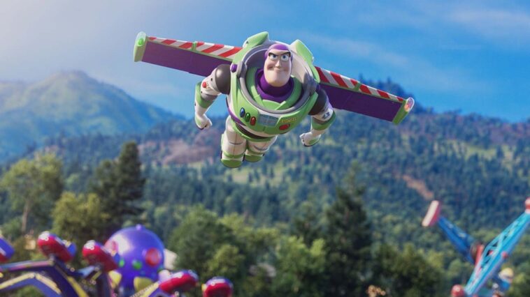 Tim Allen se dirige al debate de 'Lightyear': "Ojalá hubiera una mejor conexión" con las películas de 'Toy Story'