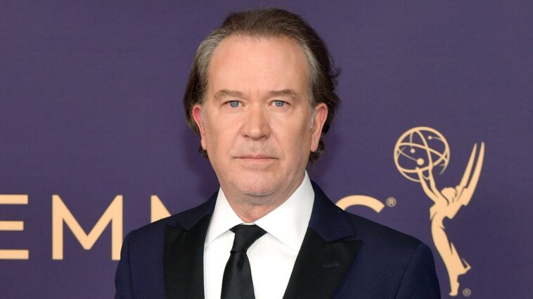 Timothy Hutton contrademandado por el productor de 'Leverage: Redemption' por disputa contractual