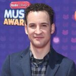 ¿Por qué Ben Savage no presenta 'Pod Meets World' con el elenco principal?