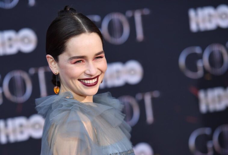 ¿Qué provoca un aneurisma cerebral como el que sufrió Emilia Clarke?  El síntoma que no se debe ignorar