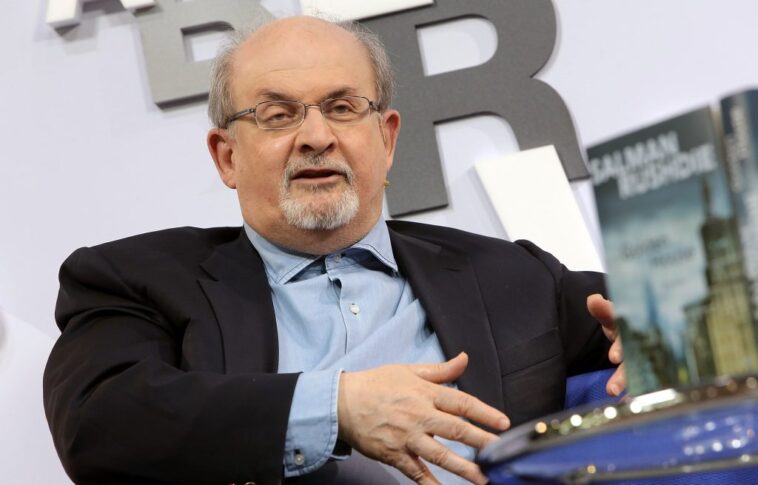 Ataque a Salman Rushdie: Irán niega su participación pero justifica el ataque