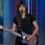 Courtney Barnett muestra un avance del Here and There Touring Fest en 'CBS Mornings'