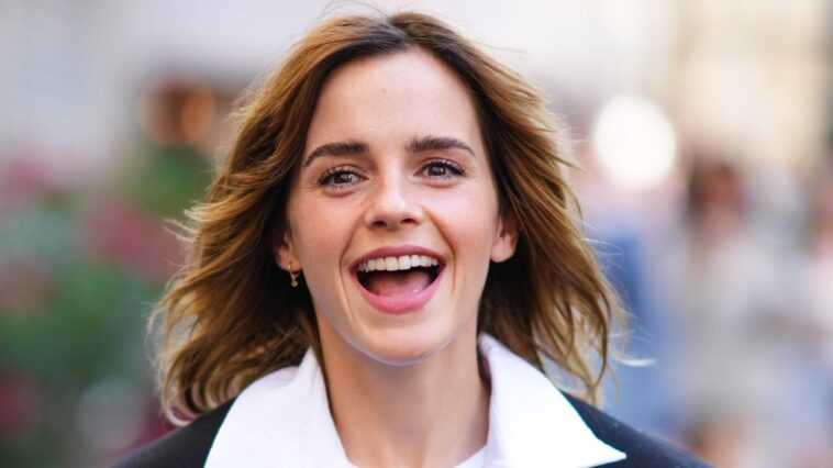 Emma Watson está de vuelta en su fase Pixie Cut