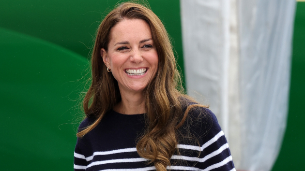 Estamos obsesionados con los nuevos shorts de verano de Kate Middleton