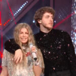 Fergie hace una aparición sorpresa 'glamorosa' en los VMA uniéndose a la actuación de 'primera clase' de Jack Harlow