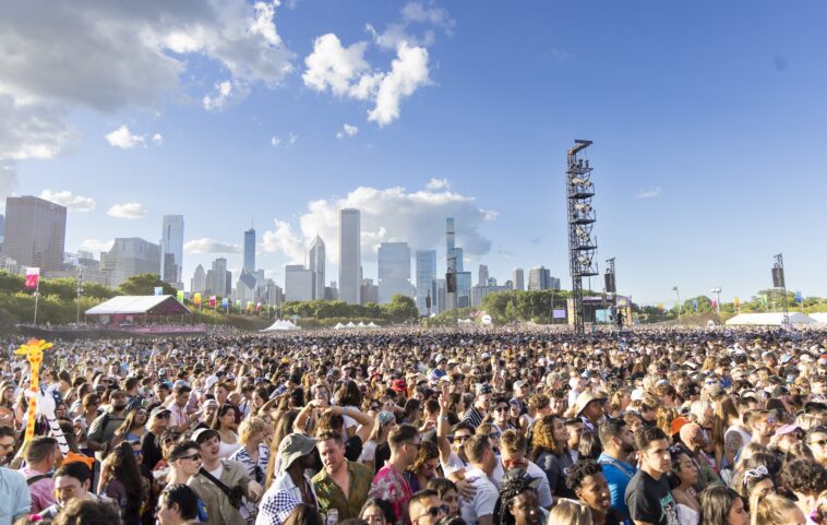 Guardia de seguridad de Lollapalooza arrestado, acusado de fingir amenaza de tiroteo masivo "para salir temprano del trabajo"