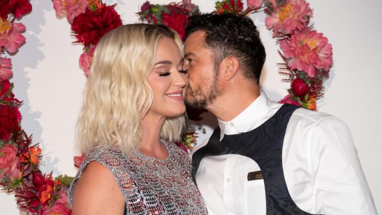 Katy Perry y Orlando Bloom veranean en la isla italiana de Ponza, volviendo locos a los turistas