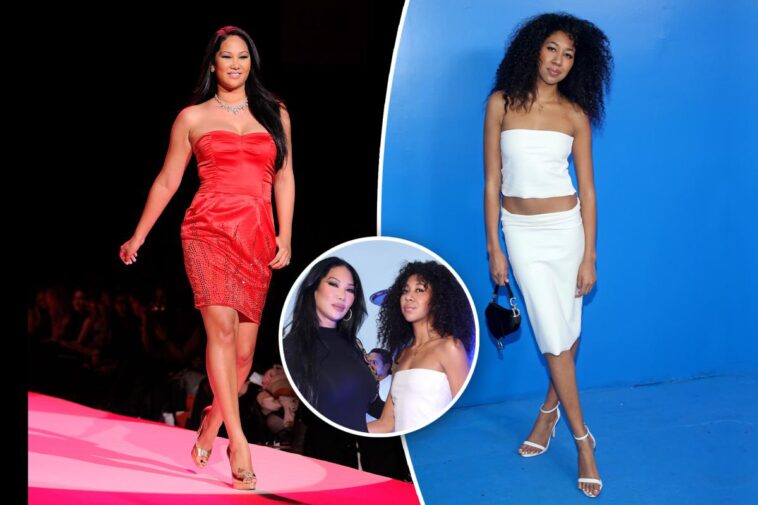 Kimora Lee Simmons defiende la decisión de su hija de convertirse en modelo