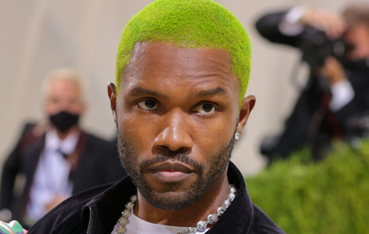 La compañía de artículos de lujo de Frank Ocean, Homer, está vendiendo un anillo para el pene de $ 25,000