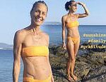 La radiante Julia Bradbury, de 52 años, se pone un bikini amarillo mientras toma el sol en Grecia