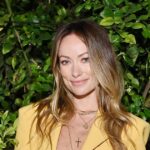 Las uñas de baño de leche de Olivia Wilde son perfectas para la cita nocturna