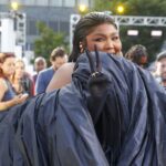 Lizzo deslumbra con un voluminoso vestido en los MTV VMA